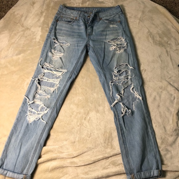 👖American Eagle tomgirl ripped jeans - Picture 2 of 5